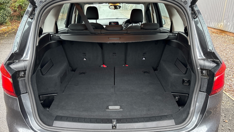 BMW 2 Series 218i SE 5dr Petrol Estate